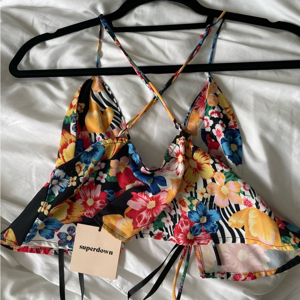 NWT Superdown Isla Top in Black Multi XXS - Picture 5 of 6